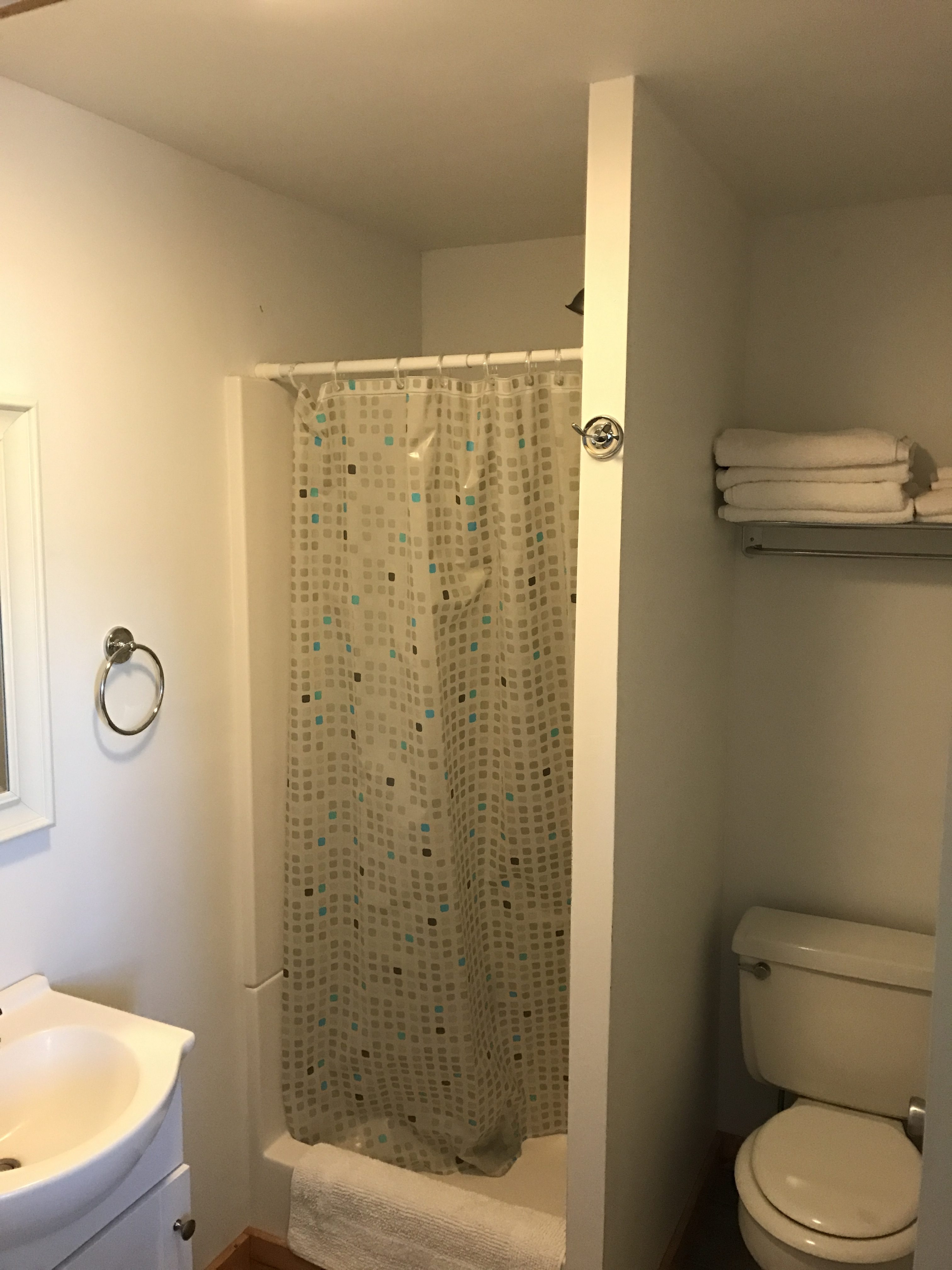 e-side-cabin-bath-e1478636672537